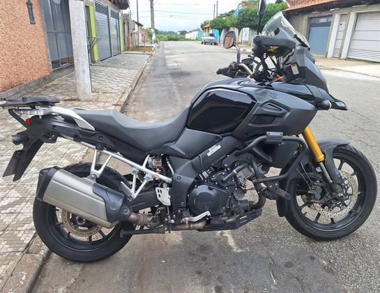 SUZUKI V-STROM 1000 ABS SUZUKI V-STROM 1000 ABS